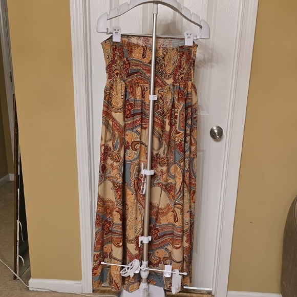 Orange and Brown Pleated Strapless Dress for Casual Resort Wear - Picture 7 of 10